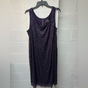 Alex Evenings Deep Purple Lace Dress. Size 22w